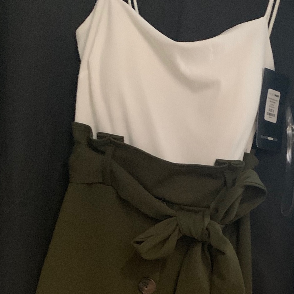 Fashion Nova! Favorite memory midi dress - Picture 4 of 5